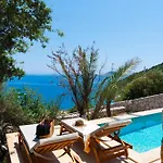 Villa Kalamar 5 *