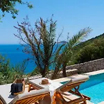 Kalamar 5 * Kaş